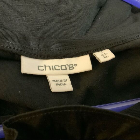 chico black top women size 3 with front ruffle accent - Picture 6 of 7